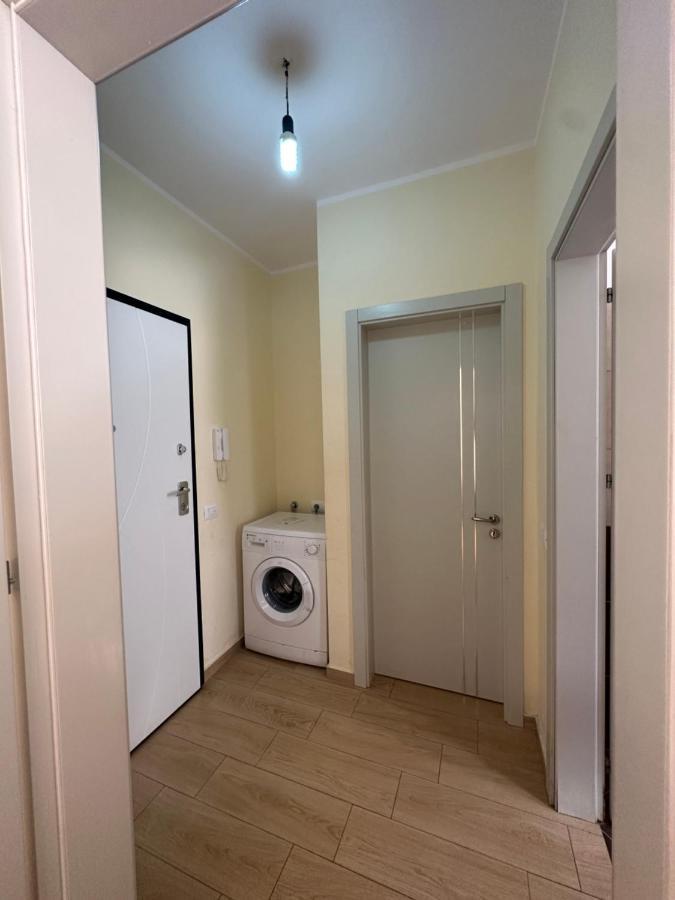 Apartment Rrihnaj *